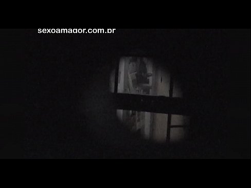 ❤️ Blondie ichi bo'sh g'ishtlar orqasida yashiringan qo'shni voyeur tomonidan yashirincha videoga tushadi ️ Super seks bizda uz.passenger33.ru ﹏
